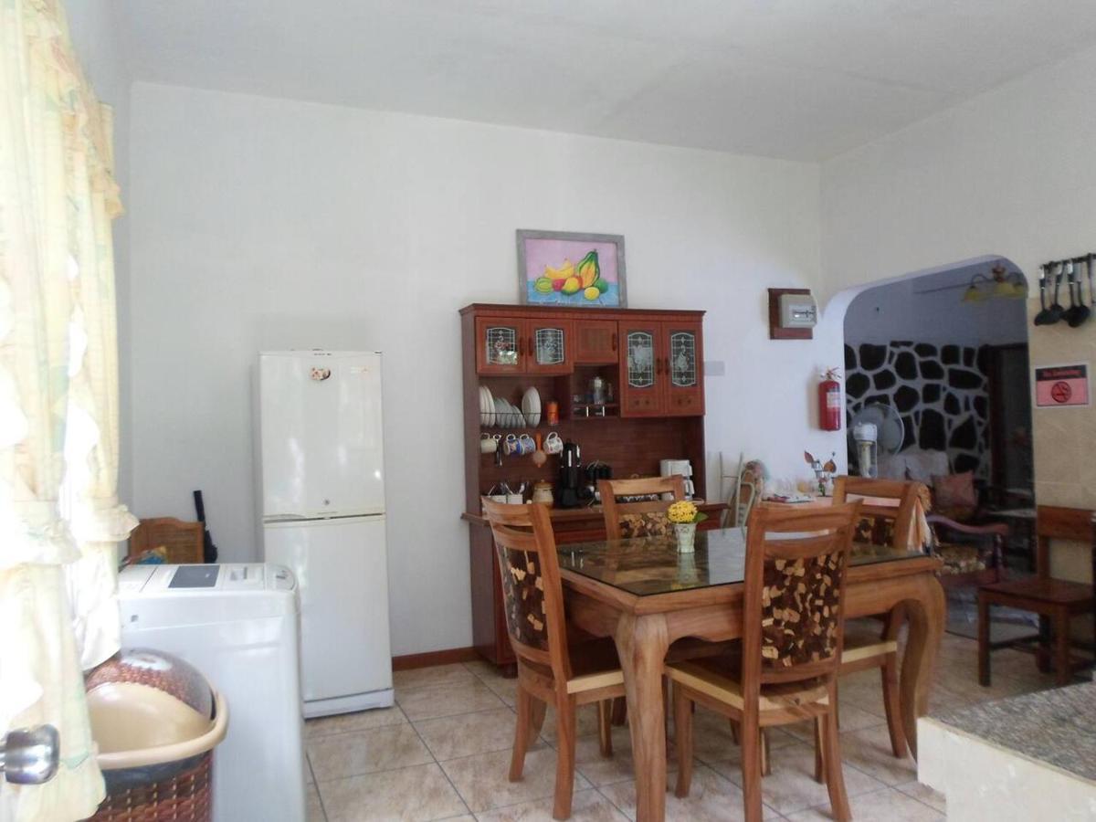 Gigi'S Self Catering Apartment Порт-Глод Экстерьер фото