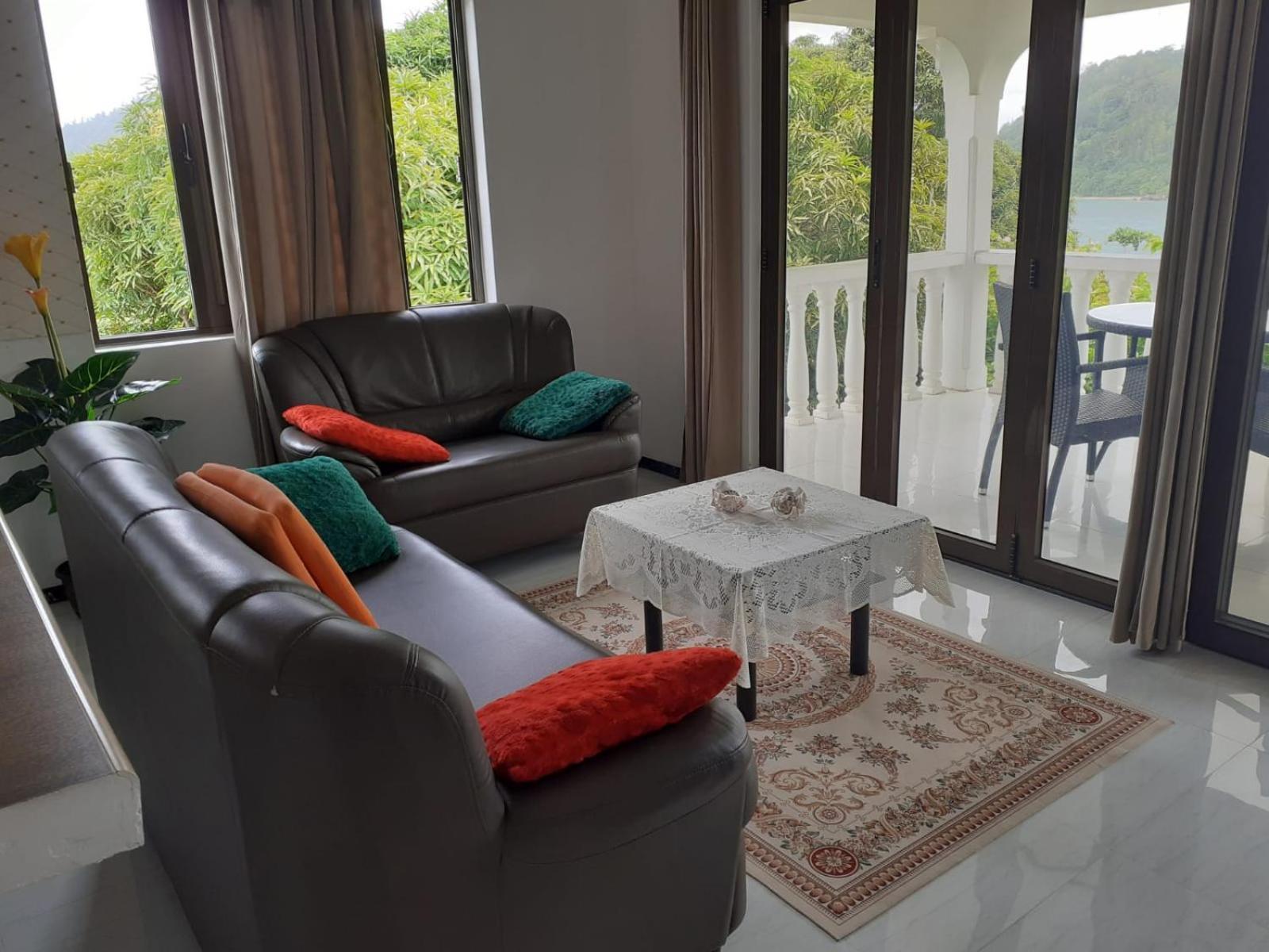 Gigi'S Self Catering Apartment Порт-Глод Экстерьер фото