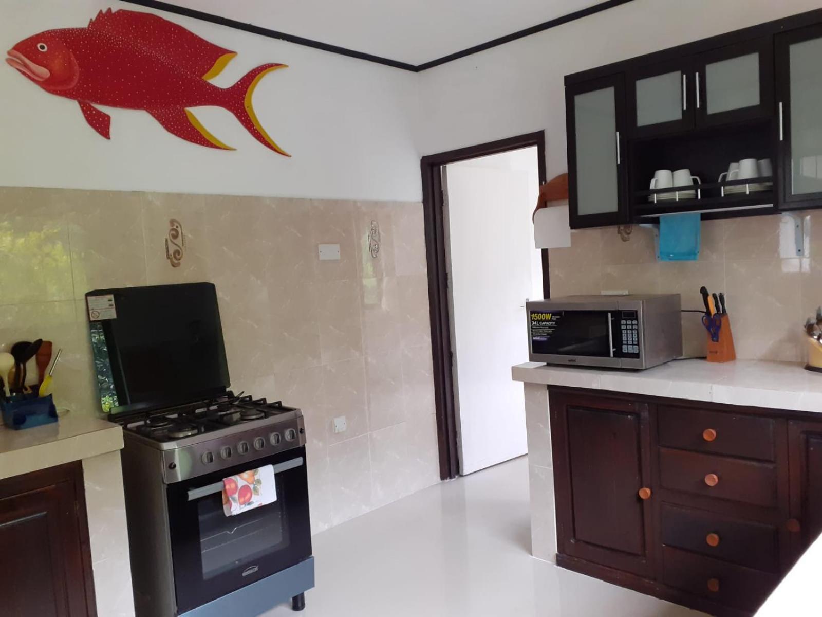 Gigi'S Self Catering Apartment Порт-Глод Экстерьер фото