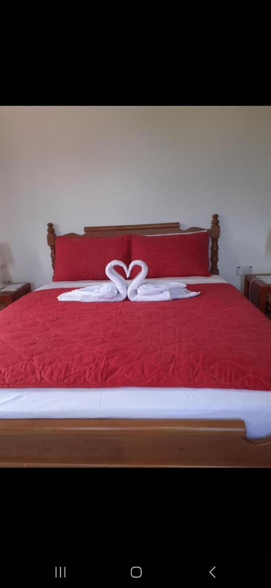 Gigi'S Self Catering Apartment Порт-Глод Номер фото
